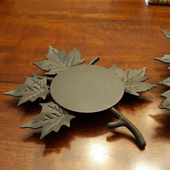 Longaberger Accents Longaberger Wrought Iron Candle Holder Leaves